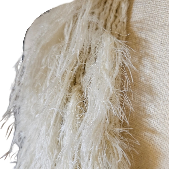Ya Los Angeles Faux Fur Hippie Boho Style Vest, Ivory/Cream, OS - Picture 2 of 12